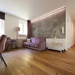 Roesch Aparthotel Meran