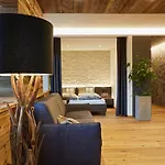 Roesch Meran