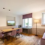 Roesch Aparthotel Meran