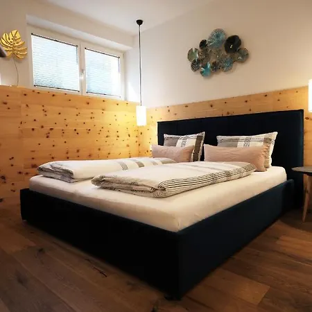 Roesch 3* Merano