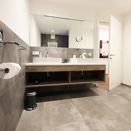 Roesch Apart Otel Merano