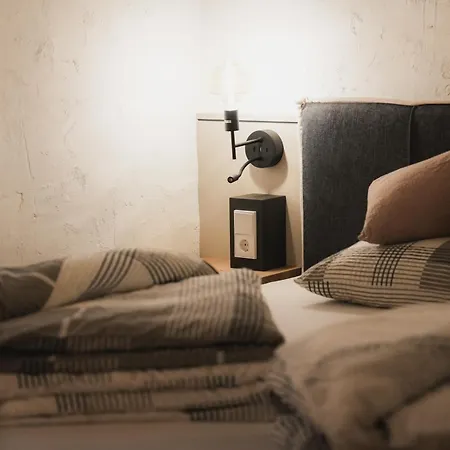 Ξενοδοχείο με διαμερίσματα Roesch Μεράνο