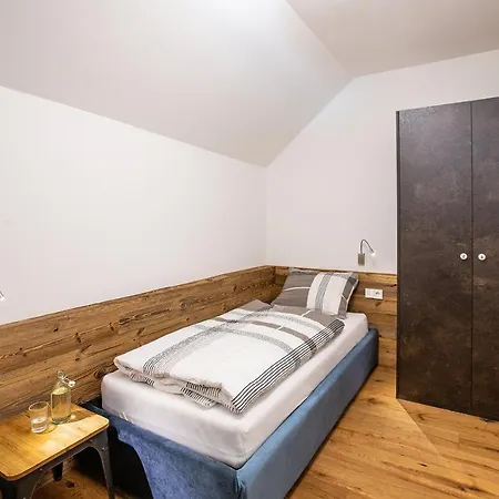 Roesch 4* Мерано