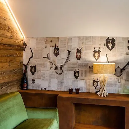 Rösch Aparthotel 4*