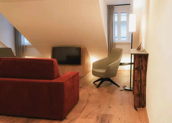 Apart Otel Roesch 4*