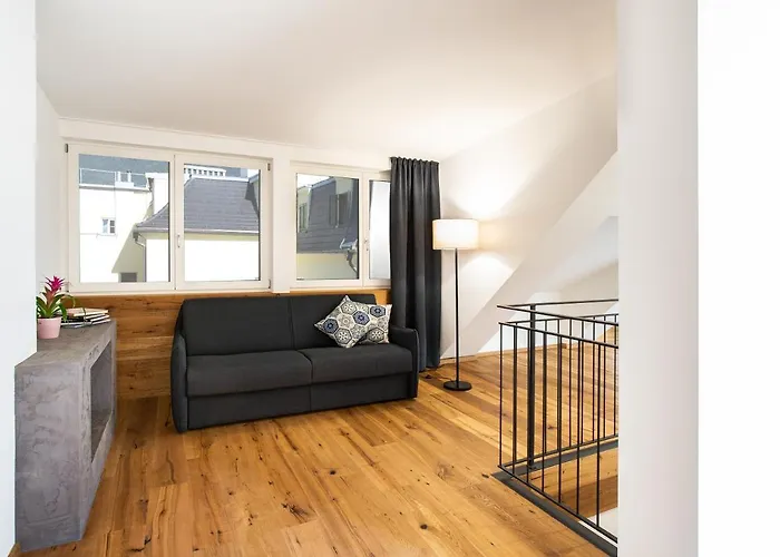 Roesch Apartmanhotel 4*