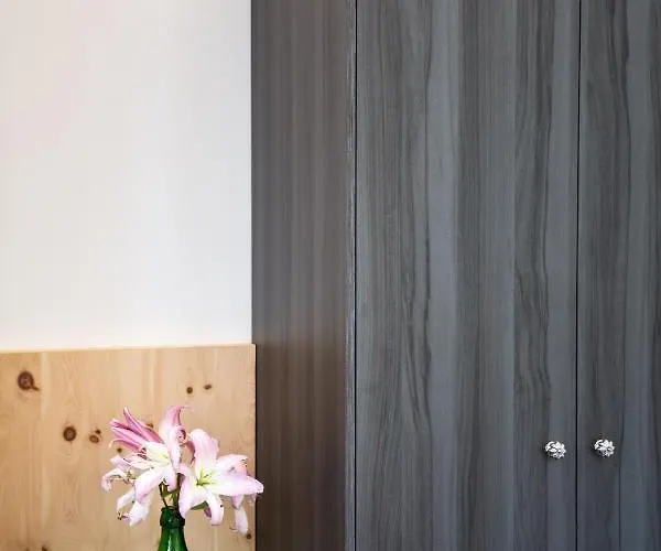 Roesch Apartmanhotel 4*