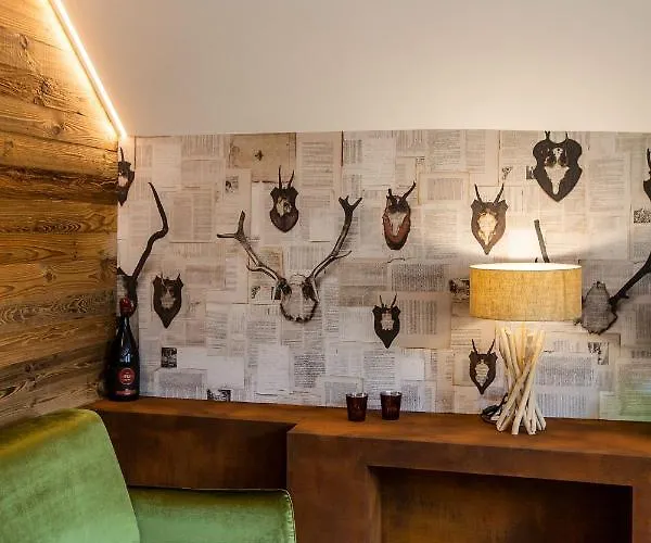 Rösch Aparthotel 4*